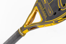 Load image into Gallery viewer, Quicksand Gold Club 2026
